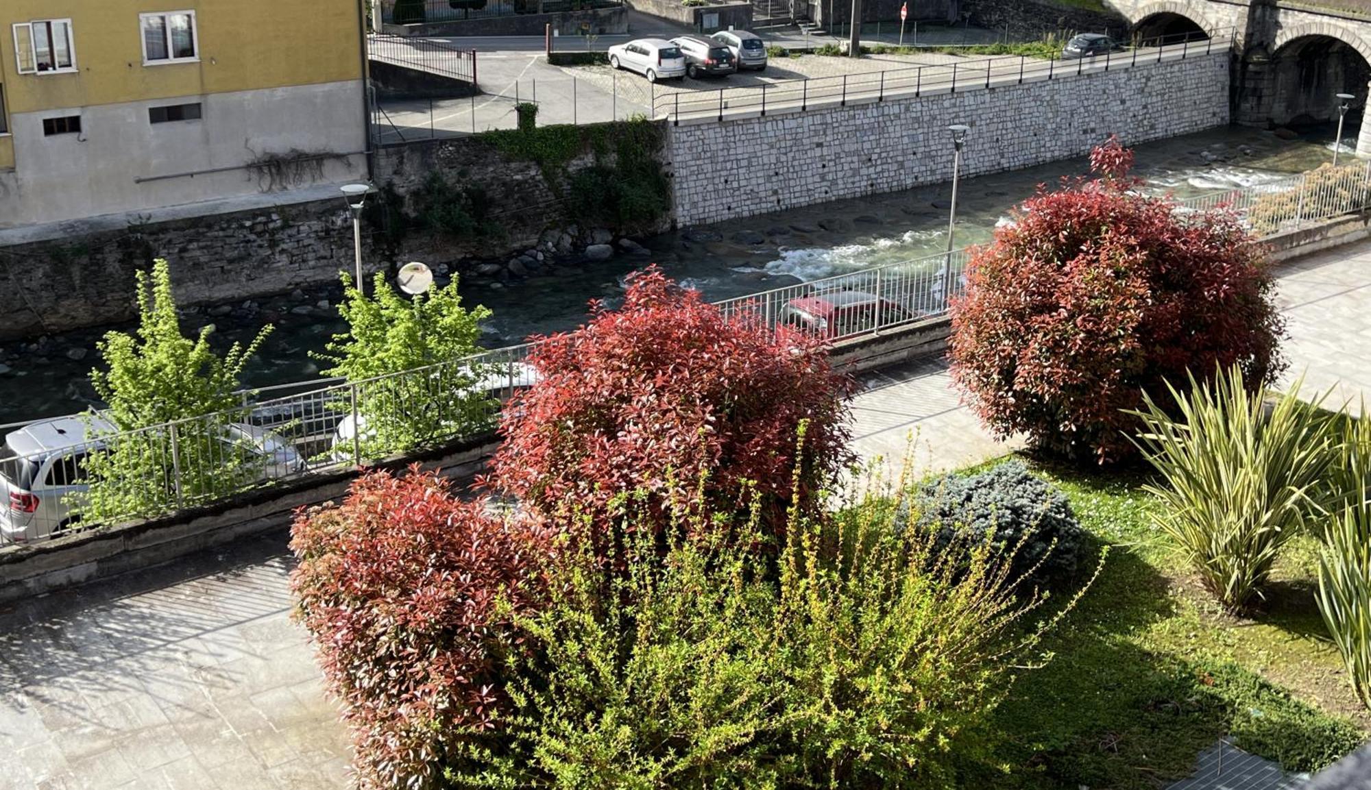 Lake And River Feelings - Dervio Apartment Exterior foto